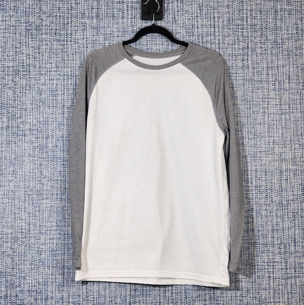 George Men's White and Gray Long Sleeve Raglan Tee